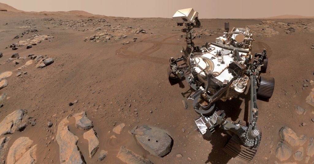 Auf dem Mars, dem Jahr der Überraschungen und Entdeckungen für Rover und Helikopter der NASA
