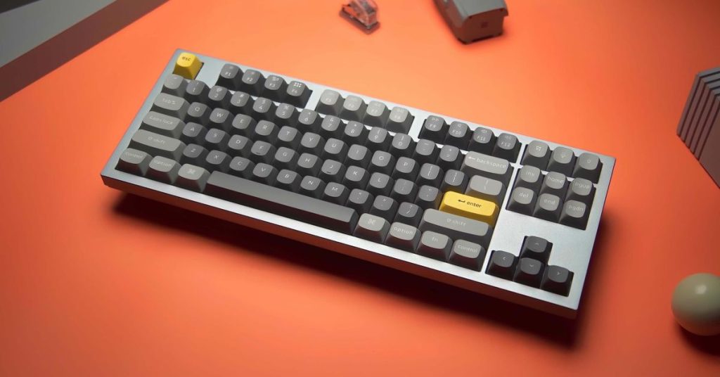 Keychrons Q3 ist eine Premium-Tastatur mit einem geräumigeren Design