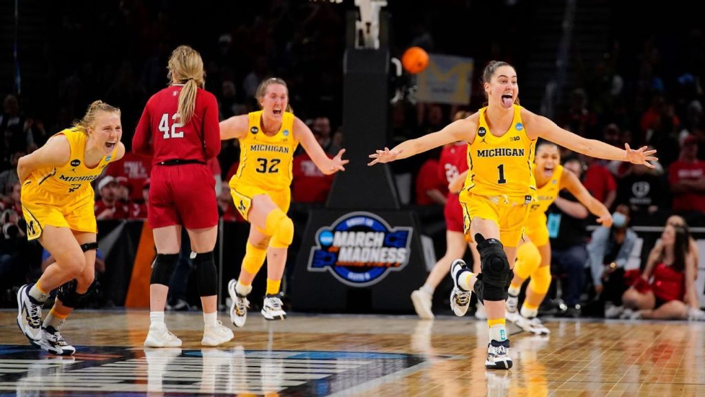 Der Frauenbasketball der Michigan Wolverines feiert seinen ersten Elite Eight in der Programmgeschichte nach der „Erdrutsch“-Niederlage gegen den „Big Ten“-Titel