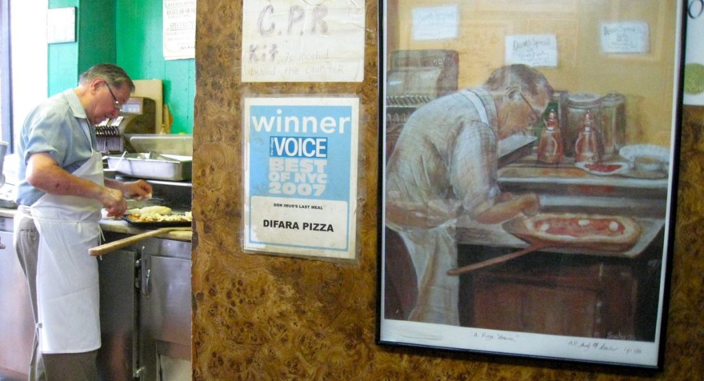 Domenico Di Marco, Gründer der beliebten Pizzeria Di Fara, stirbt im Alter von 85 Jahren