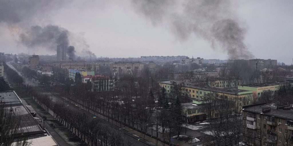 Tausende von Mariupol-Bewohnern „zwangsweise“ nach Russland umgesiedelt, sagt die Stadt