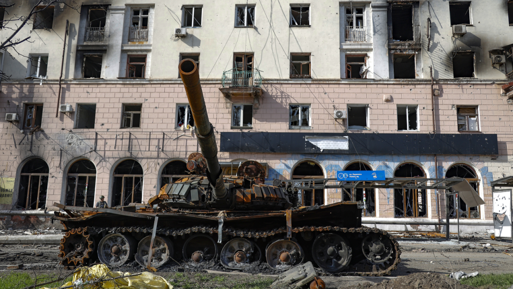 Mariupol, Ukraine, Beamte warnen, dass sich „starke und tödliche Epidemien bald ausbreiten könnten“