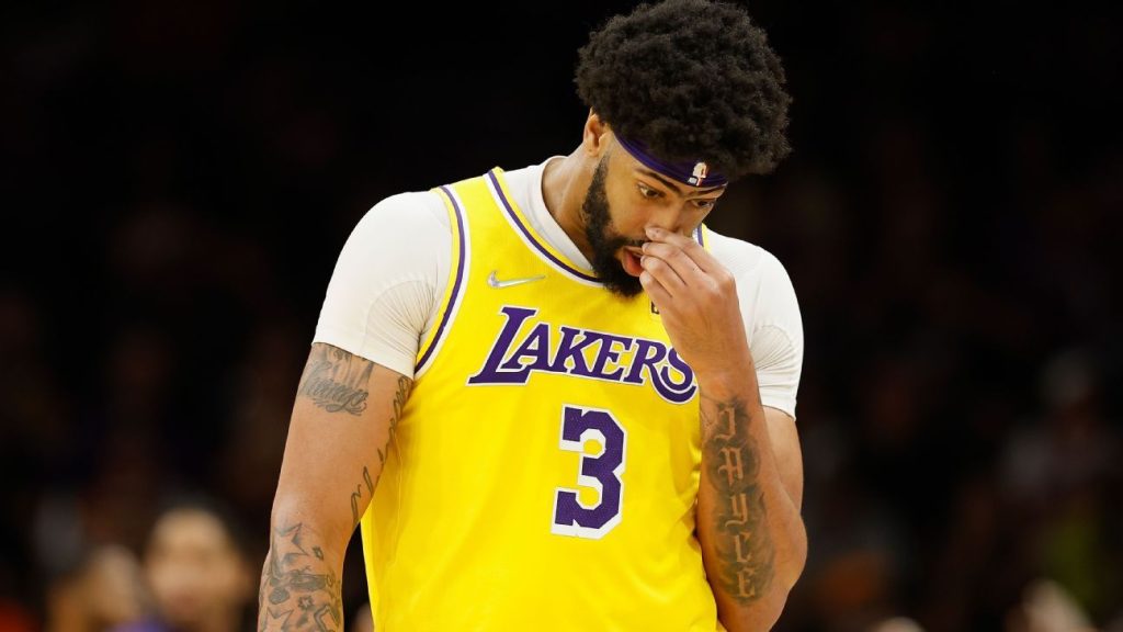 Die Los Angeles Lakers sind nach ihrer siebten Niederlage in Folge aus den Playoffs ausgeschieden