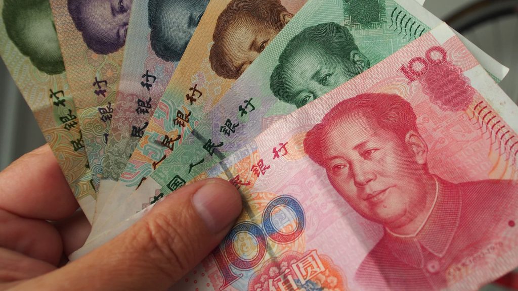 Die Zentralbank versucht, die Abschwächung des Yuan gegenüber dem US-Dollar zu verlangsamen