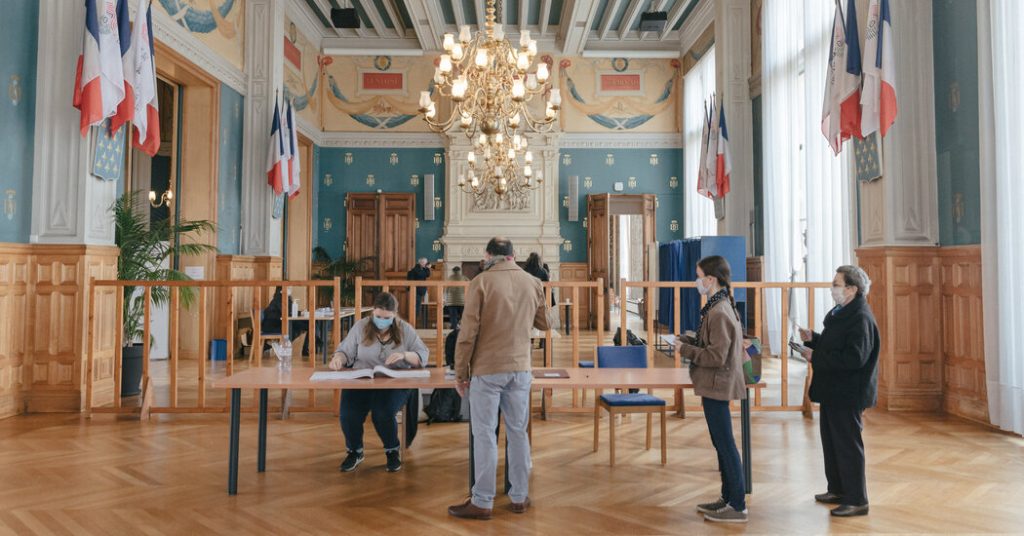 Live-Stichwahlen in Frankreich: Wahlbeteiligung für Macron und Le Pen auf dem niedrigsten Stand seit zwei Jahrzehnten