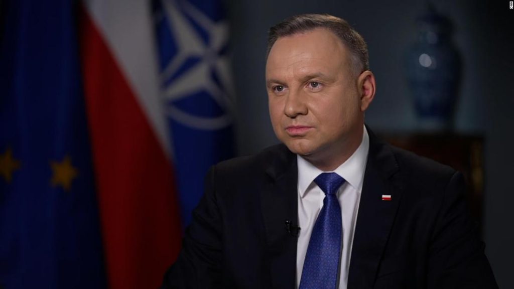 Polens Präsident sagte, es sei „schwer zu leugnen“, dass der Völkermord in der Ukraine zu leugnen sei, nachdem Fotos von getöteten Zivilisten aufgetaucht seien