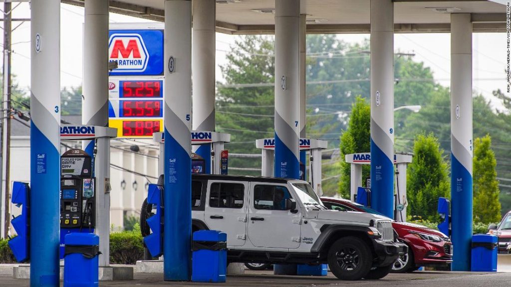 Der durchschnittliche Gaspreis in den USA erreichte erstmals 5 $