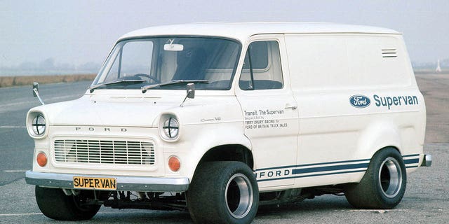 Der SuperVan von 1971 wurde auf dem Chassis eines Ford GT40-Rennwagens gebaut. 