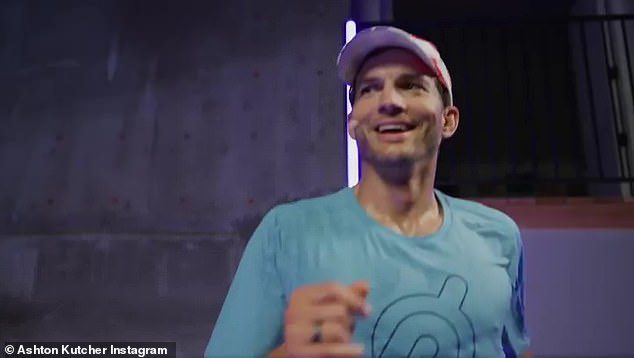 Marathon: Kutchers Auftritt auf dem roten Teppich kommt nur wenige Wochen, nachdem er auf Instagram sein Engagement für den New York City Marathon bekannt gegeben hat