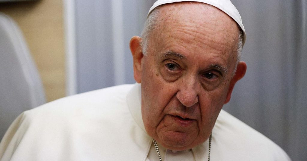 Der müde Papst Franziskus sagt, er müsse vom Reisen zurücktreten oder sich vielleicht zurückziehen