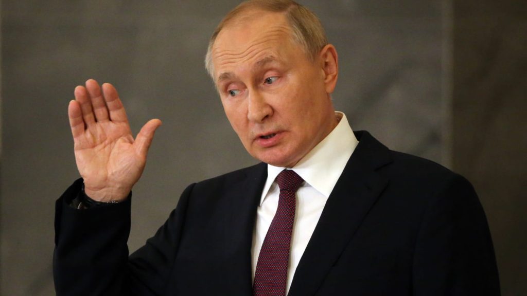 Maries neuer Gruß im Kreml zeigt, dass Wladimir Putin mehr denn je Angst vor dem Krieg in der Ukraine hat
