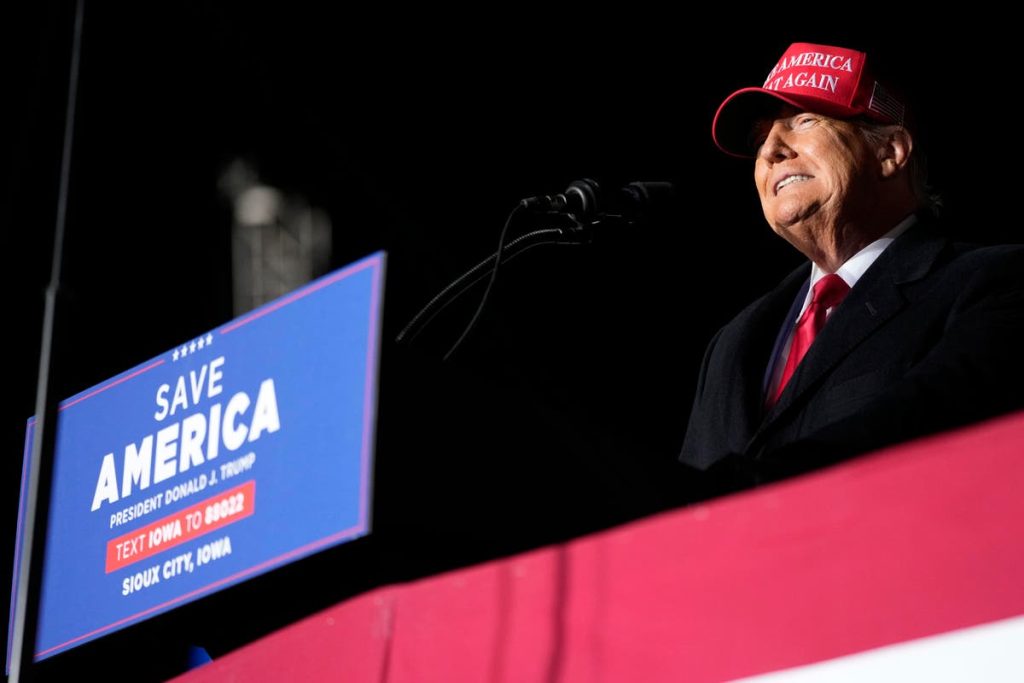 Trump News – Neueste: Trump sagt einer Menschenmenge in Iowa, dass es „sehr, sehr, sehr wahrscheinlich“ sei, 2024 für das Präsidentenamt zu kandidieren